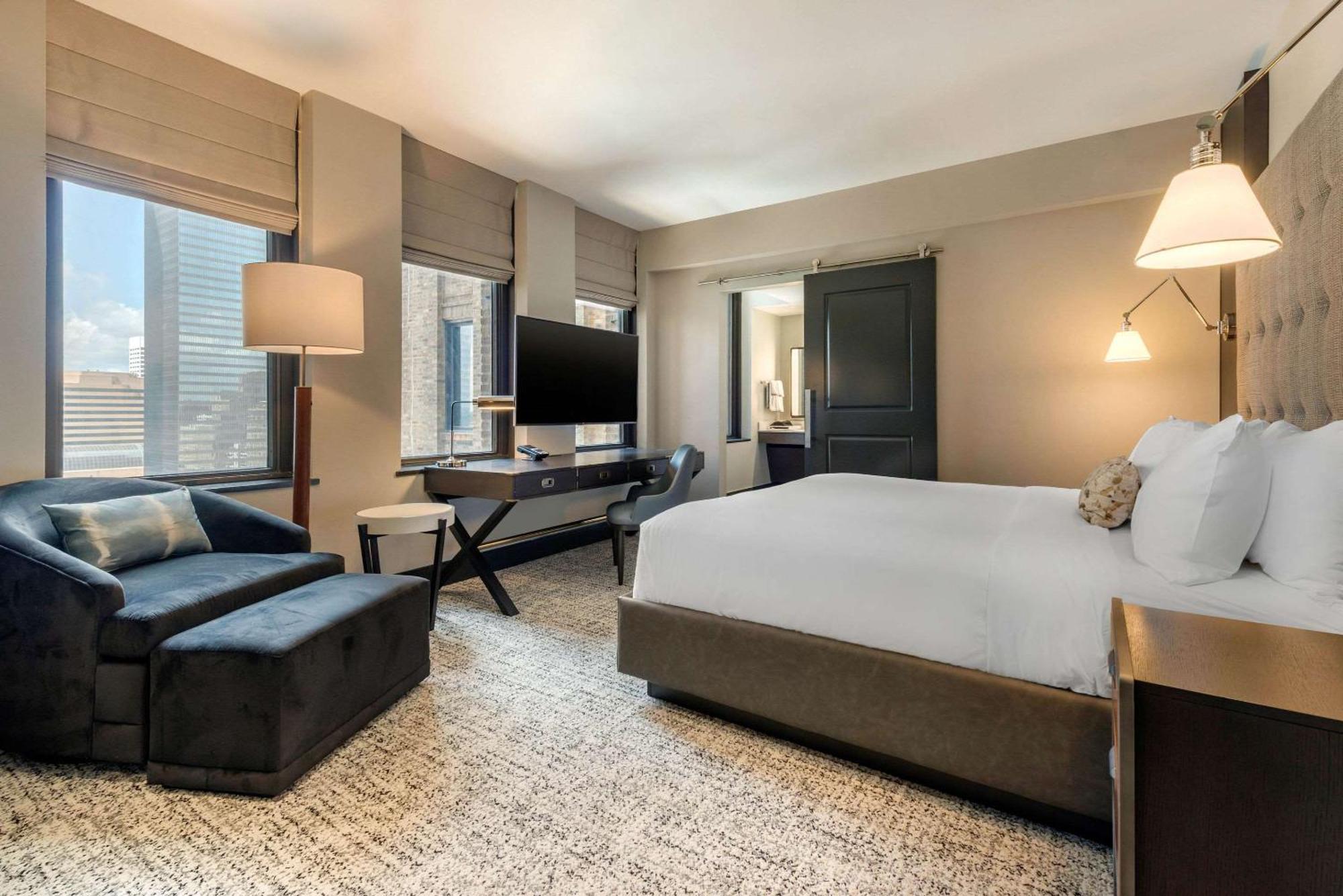 Cambria Hotel Houston Downtown Convention Center Bagian luar foto