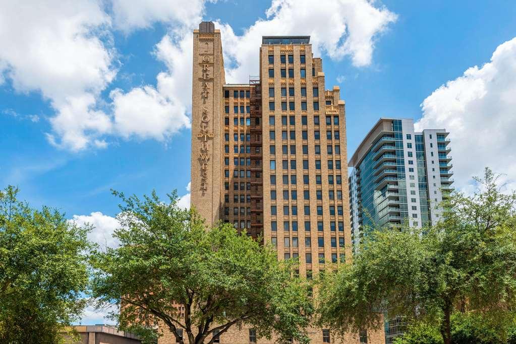 Cambria Hotel Houston Downtown Convention Center Bagian luar foto